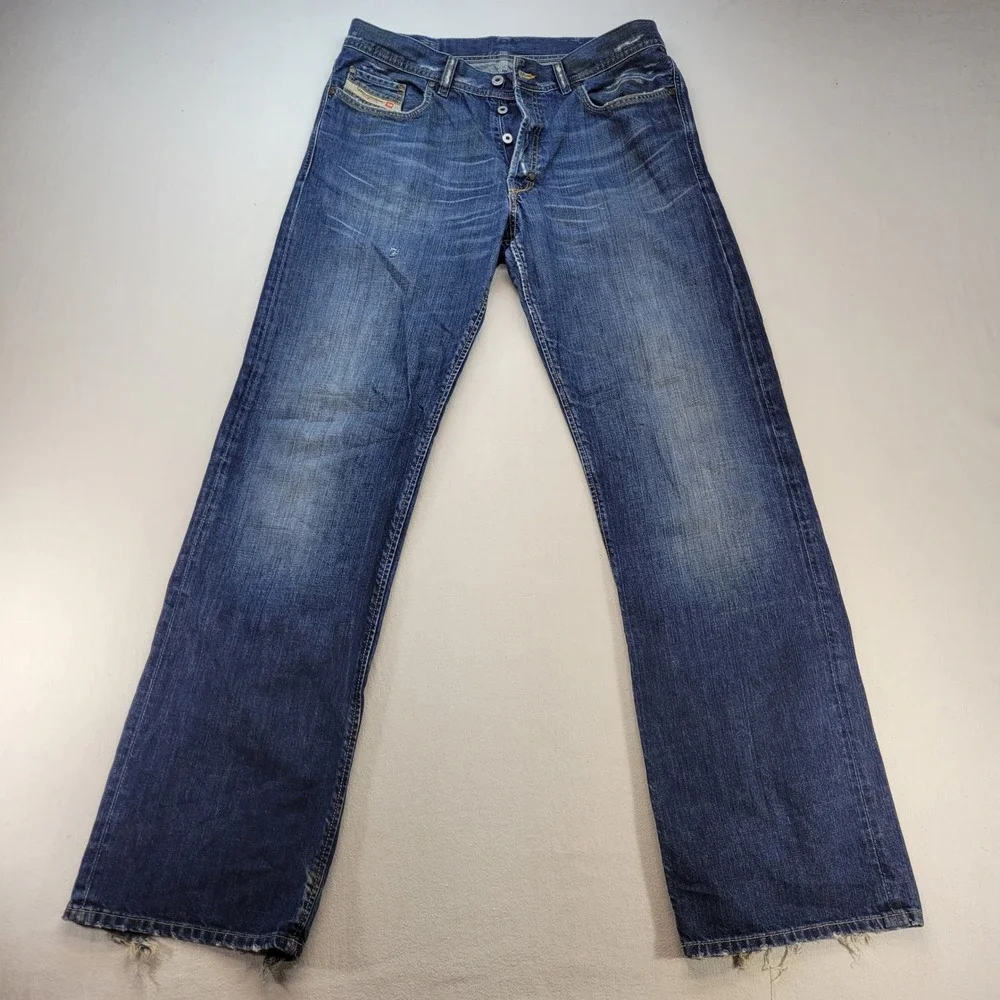 Diesel Jeans Men 34x34 Blue Straight Leg Distressed Button Fly Made in Italy